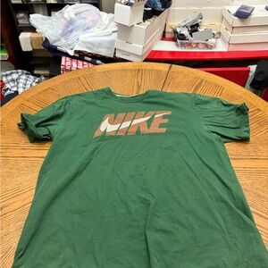 Nike Forest Green Regular Fit Tee